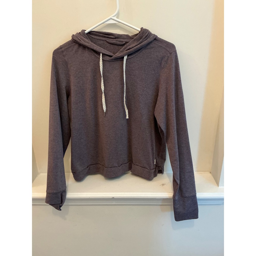 Vuori halo hoodie size medium
